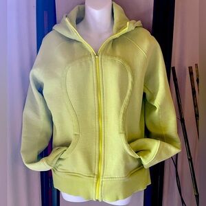 Lululemon lime green Scuba Hoodie. Hip length Front closure. Front side pockets